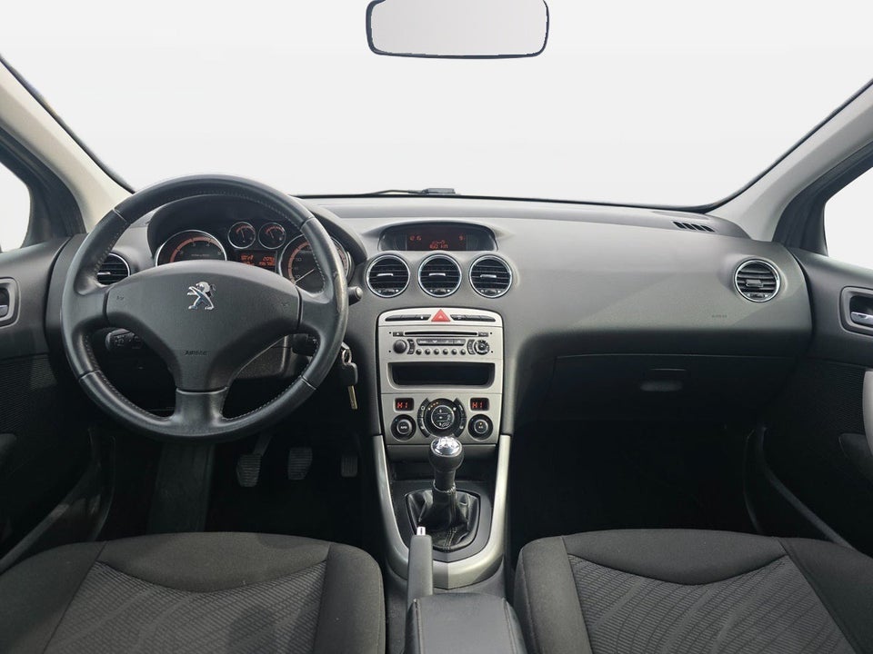 Peugeot 308 1,6 VTi 120 Access 5d