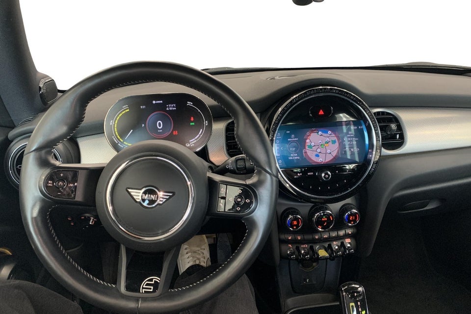 MINI Cooper SE Essential 3d