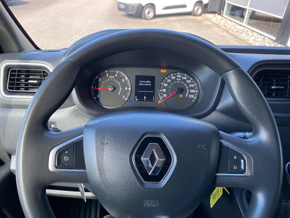 Renault Master IV T33 2,3 dCi 150 L2H2 Kassevogn