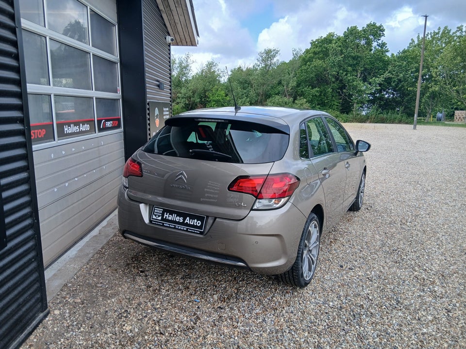 Citroën C4 1,2 PureTech 110 Feel 5d