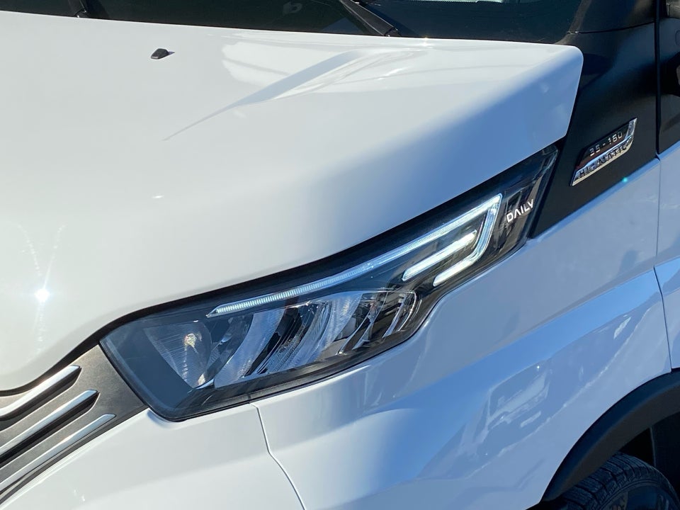 Iveco Daily 3,0 35S18 4100mm Alukasse m/lift AG8