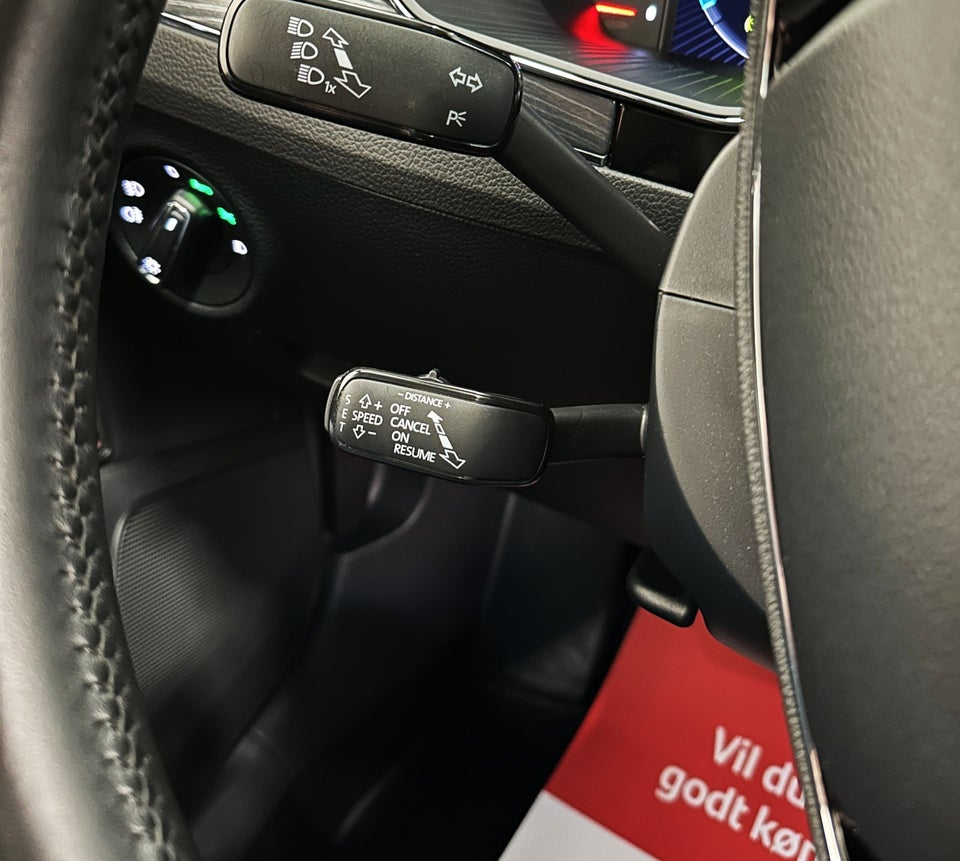 Skoda Superb 1,4 TSi iV Business Executive Combi DSG 5d