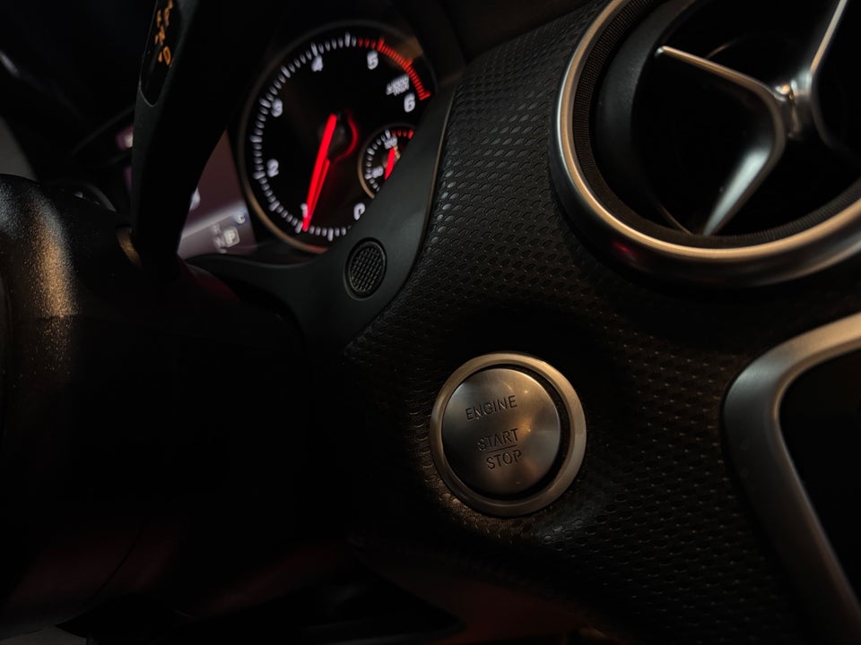 Mercedes A200 d 2,2 AMG Line aut. 5d