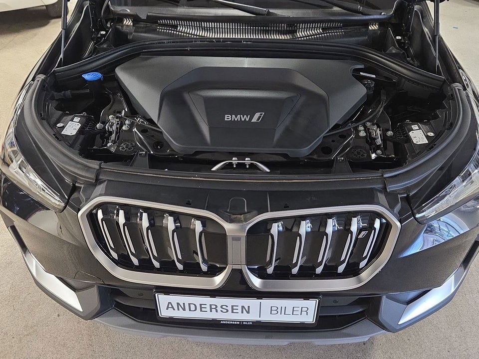 BMW iX1 xDrive30 5d