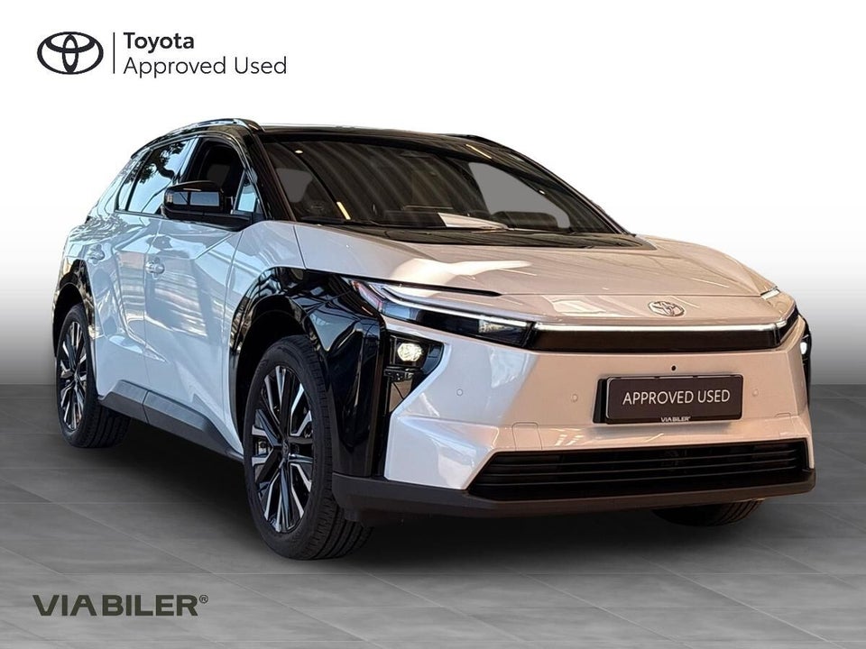 Toyota bZ4X 73 Executive AWD 5d