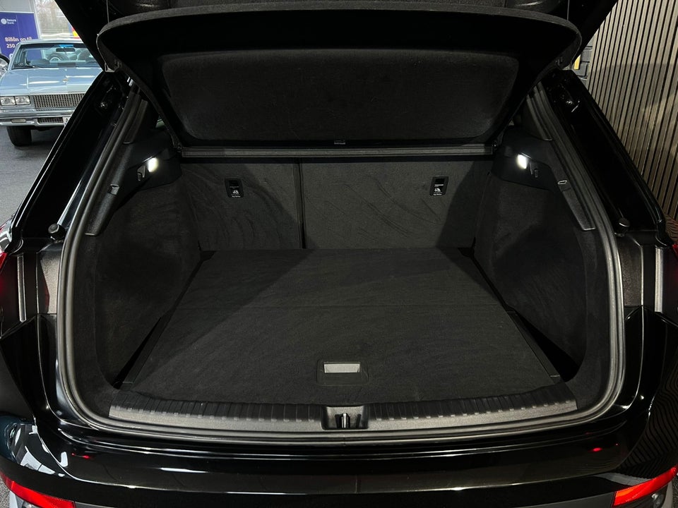 Audi Q4 e-tron 35 S-line 5d