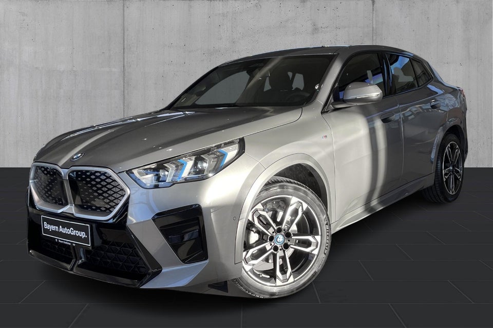 BMW iX2 eDrive20 M-Sport 5d