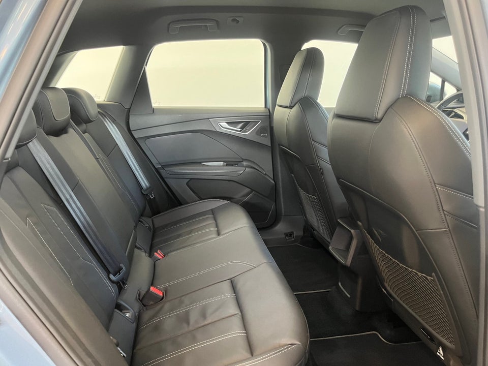 Audi Q4 e-tron 40 Advanced 5d