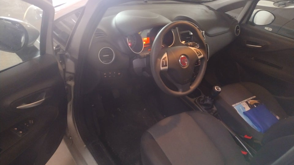 Fiat Punto 1,3 MJT 85 Lounge 5d