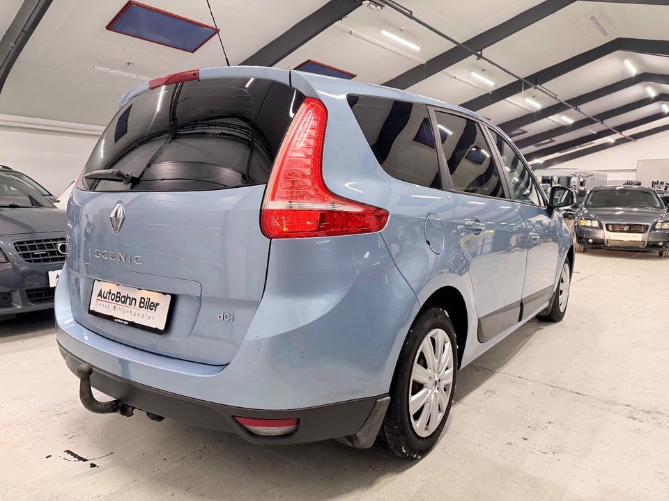 Renault Grand Scenic III 1,9 dCi 130 Dynamique 7prs 5d