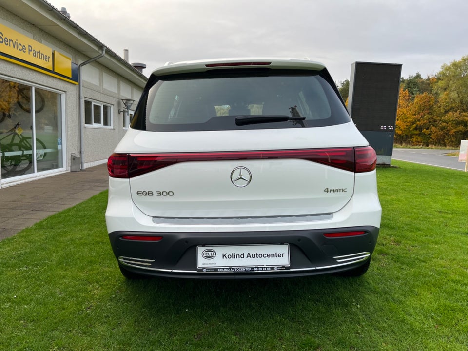 Mercedes EQB300 Progressive Advance 4Matic 5d