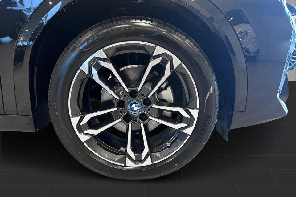 BMW iX2 eDrive20 M-Sport 5d