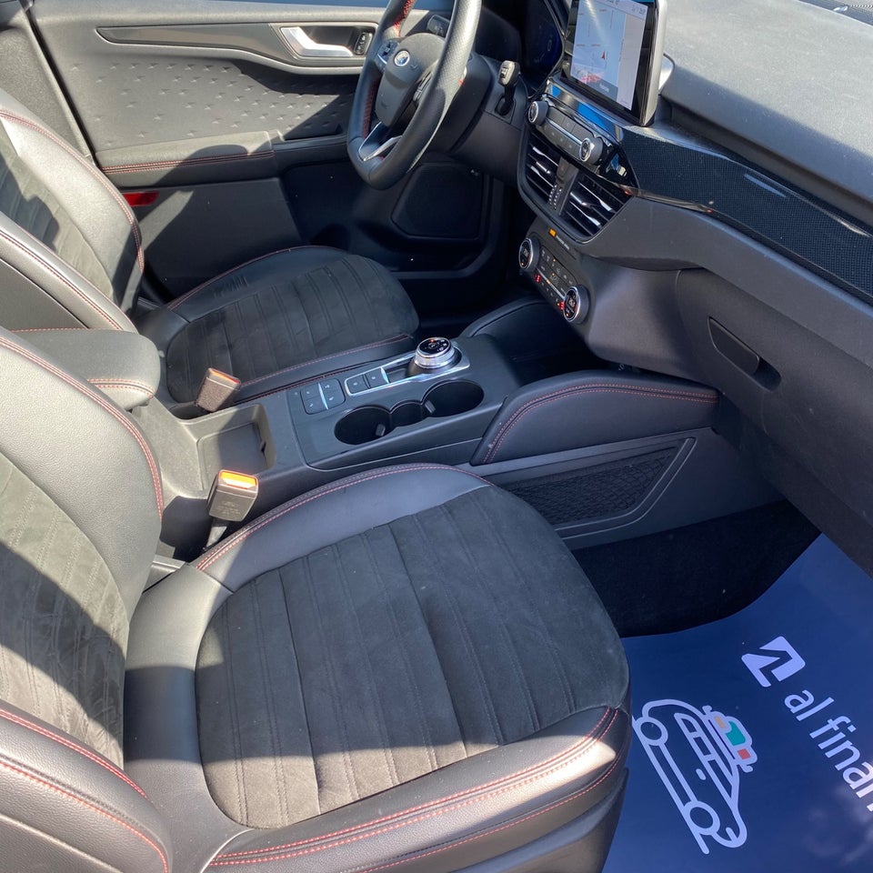 Ford Kuga 2,5 PHEV ST-Line X CVT 5d