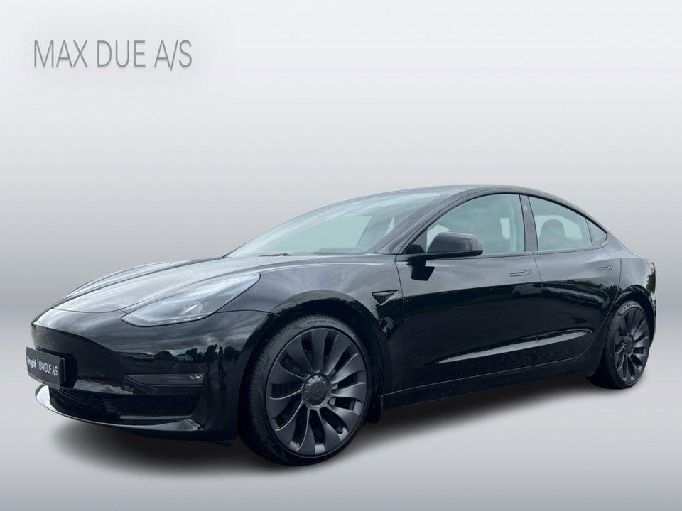 Tesla Model 3 Long Range AWD 4d