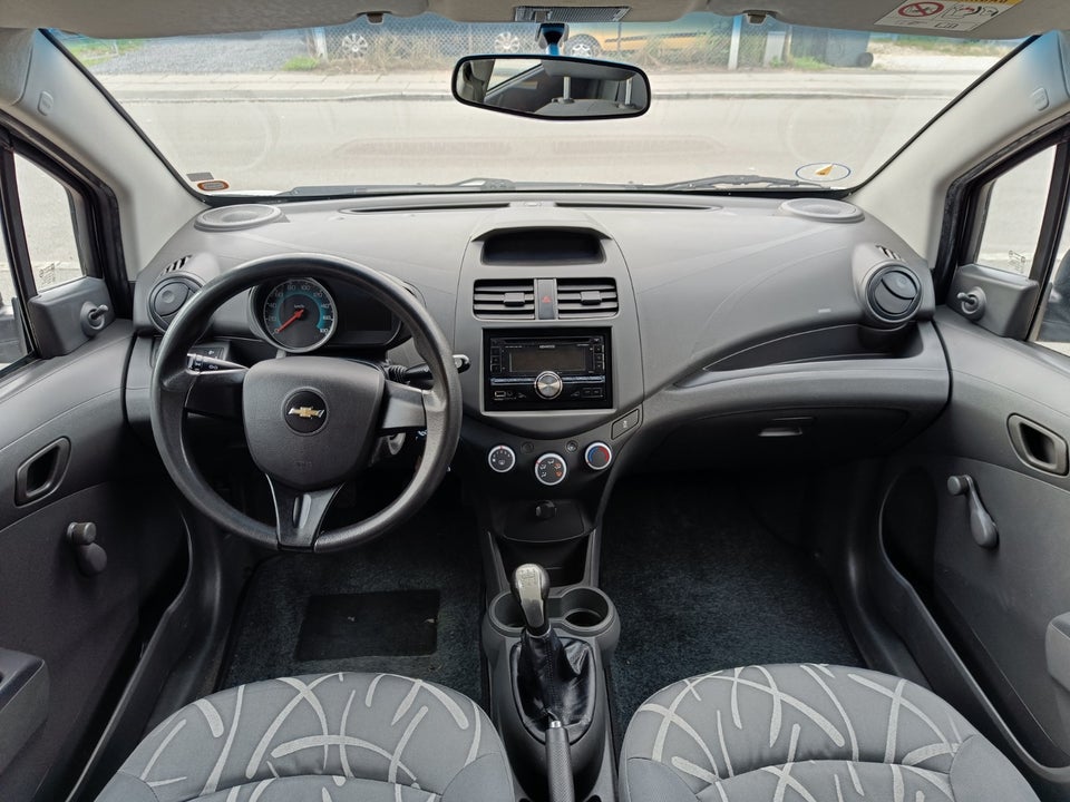 Chevrolet Spark 1,0 LT 5d