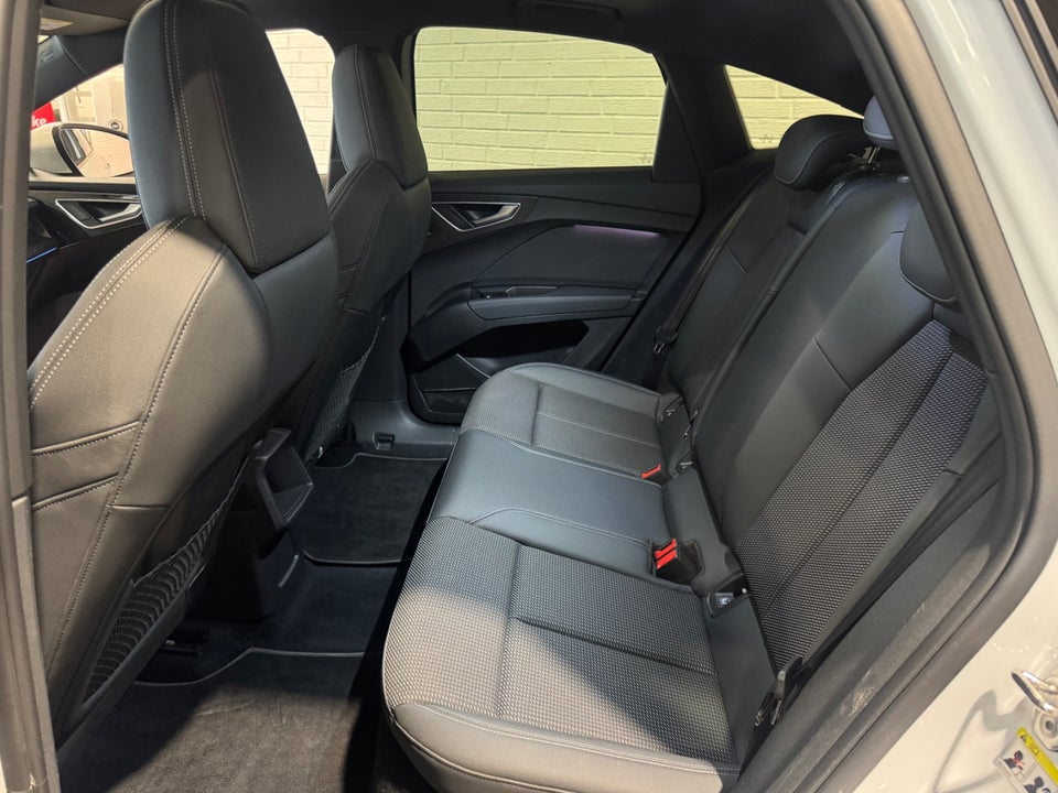 Audi Q4 e-tron 50 S-line Sportback quattro 5d