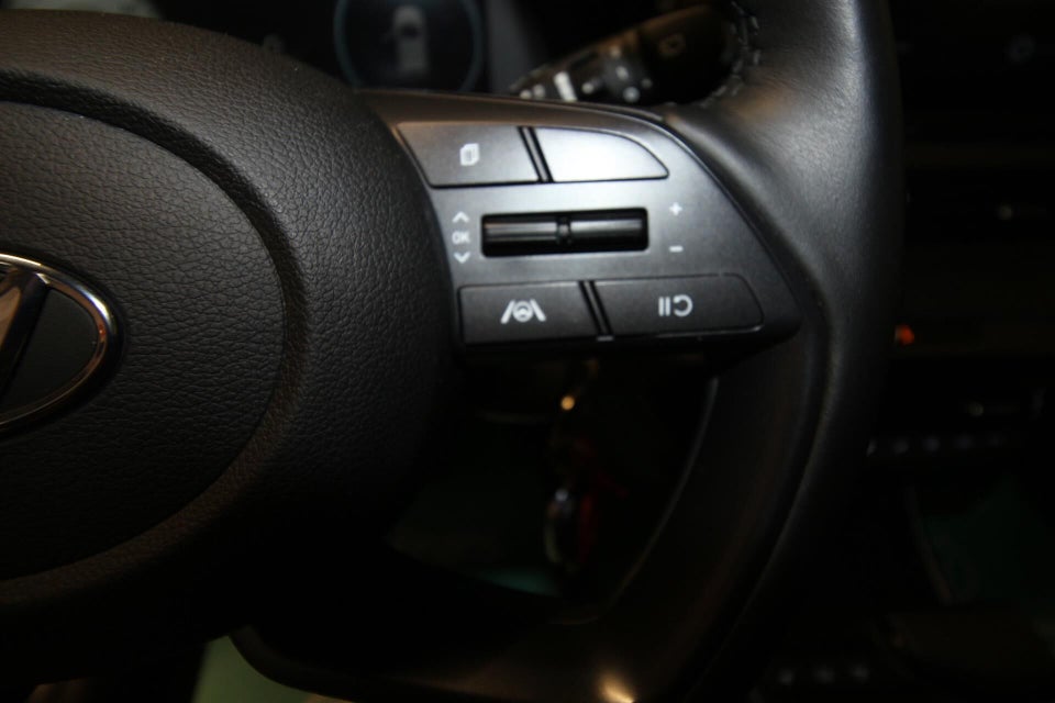 Hyundai i20 1,0 T-GDi Essential DCT 5d