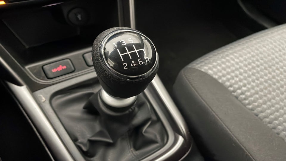 Suzuki S-Cross 1,4 mHybrid Active 5d