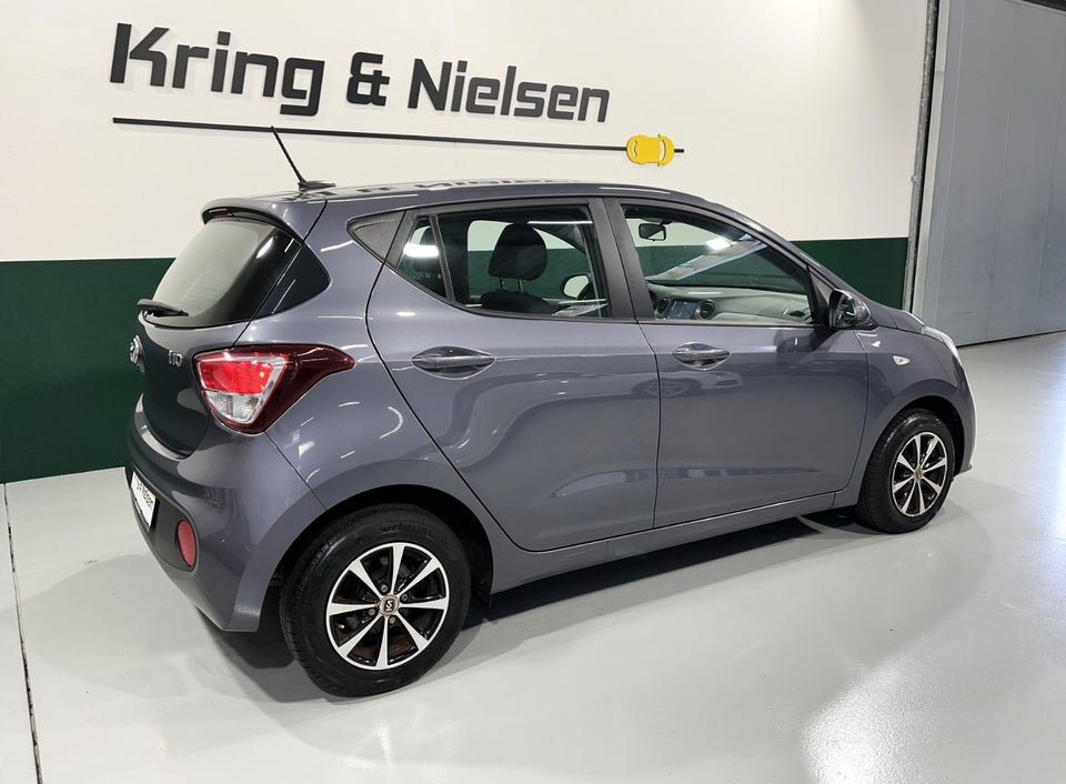 Hyundai i10 1,0 Touch 5d