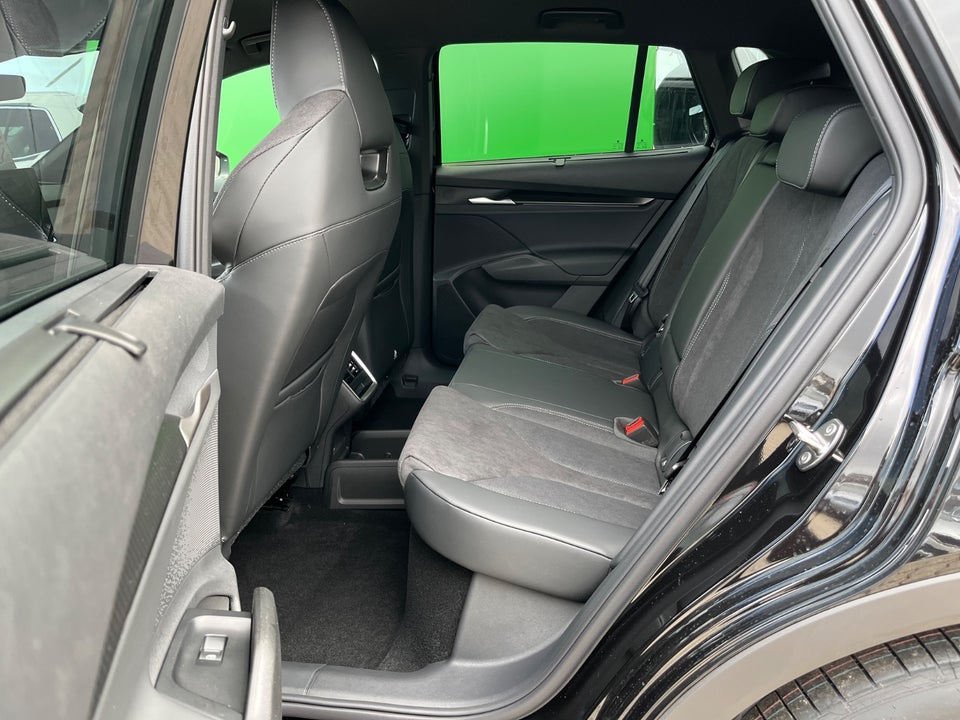 Skoda Elroq 85 iV Sportline 5d