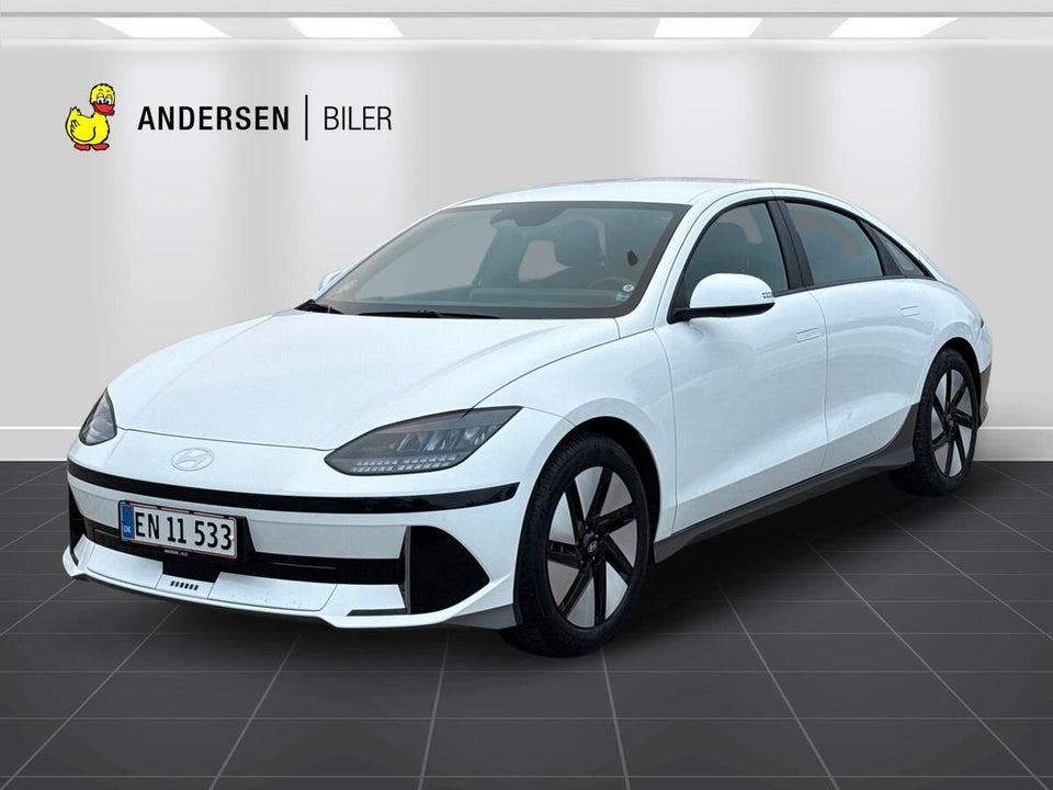 Hyundai Ioniq 6 77 Essential 4d