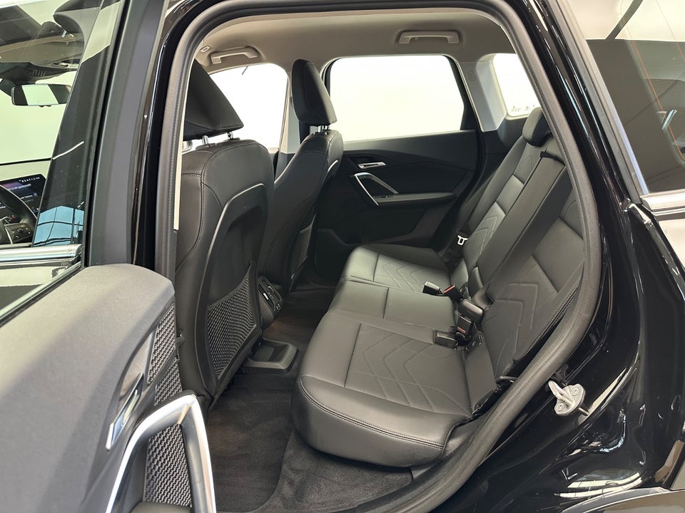 BMW iX1 xDrive30 X-Line 5d