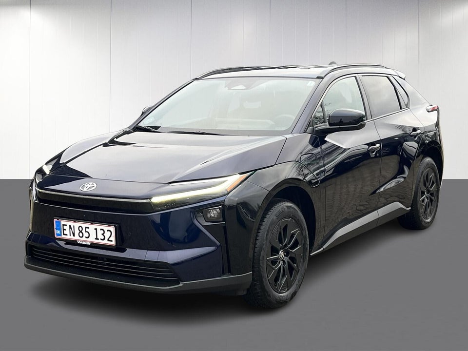 Toyota bZ4X 73 Executive AWD 5d