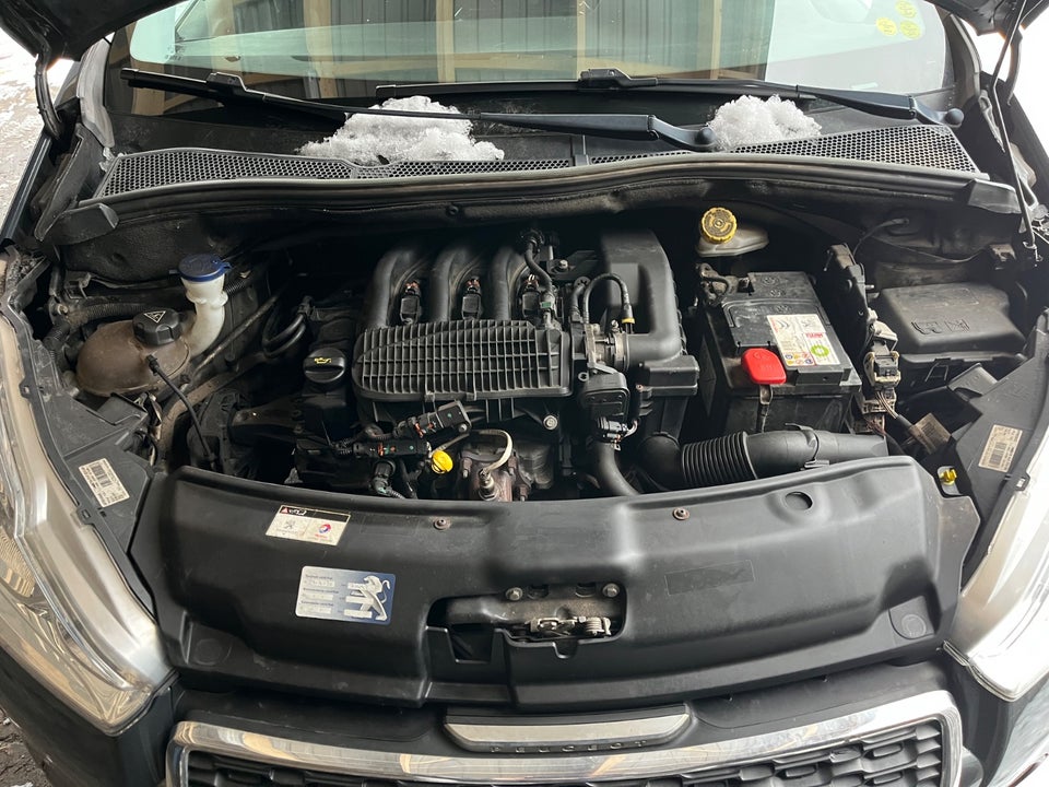 Peugeot 208 1,2 VTi Active 5d