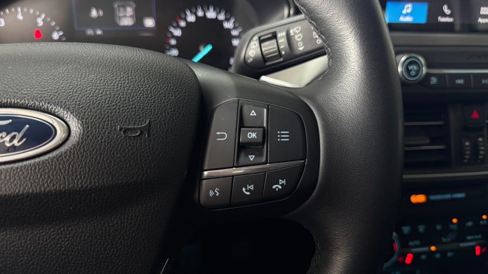 Ford Focus 1,0 EcoBoost Titanium 5d