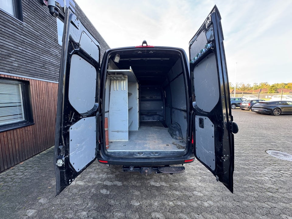 Mercedes Sprinter 319 3,0 CDi A2 Kassevogn RWD