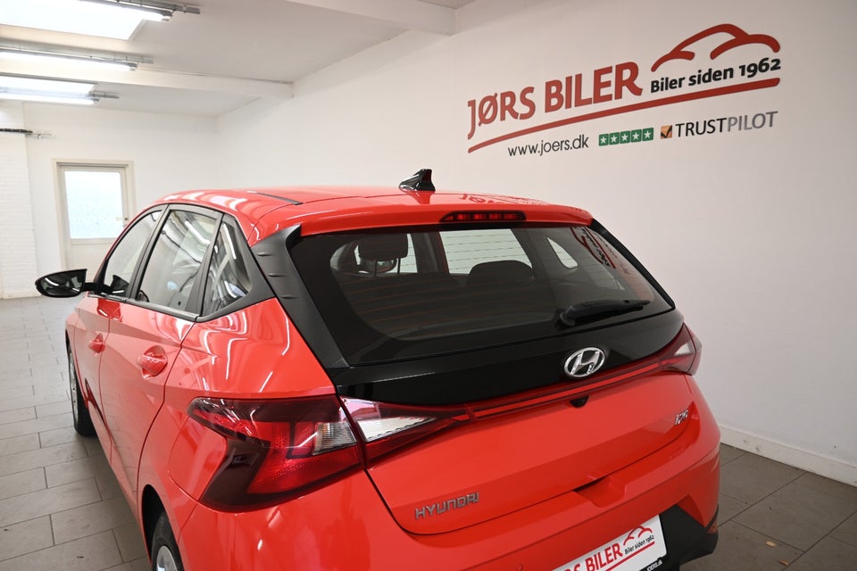 Hyundai i20 1,0 T-GDi Essential DCT 5d