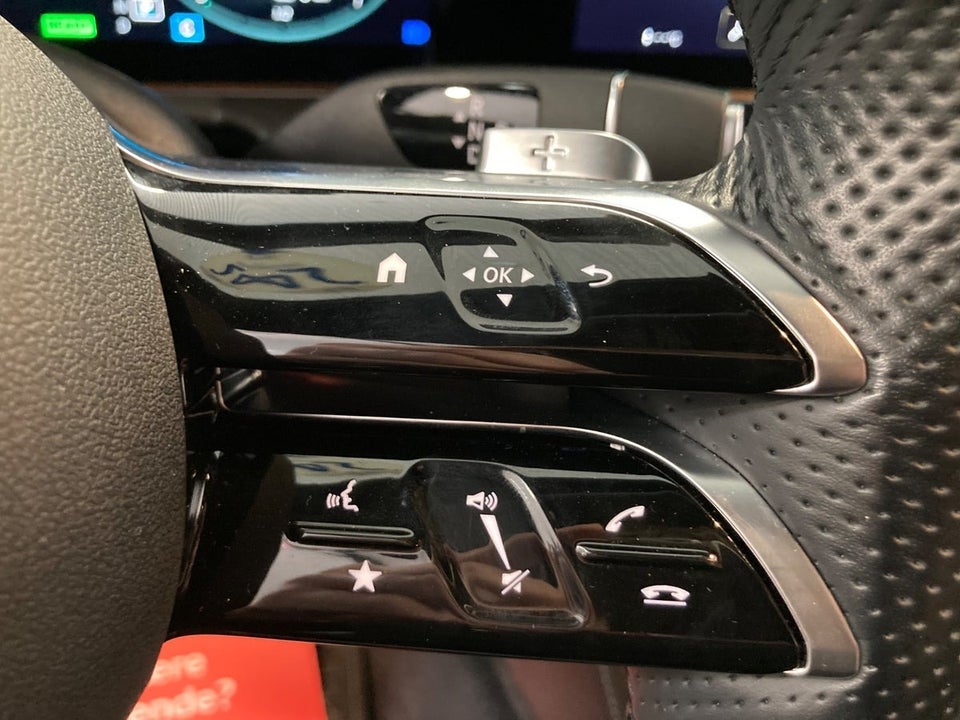 Mercedes E300 de 2,0 AMG Line stc. aut. 5d