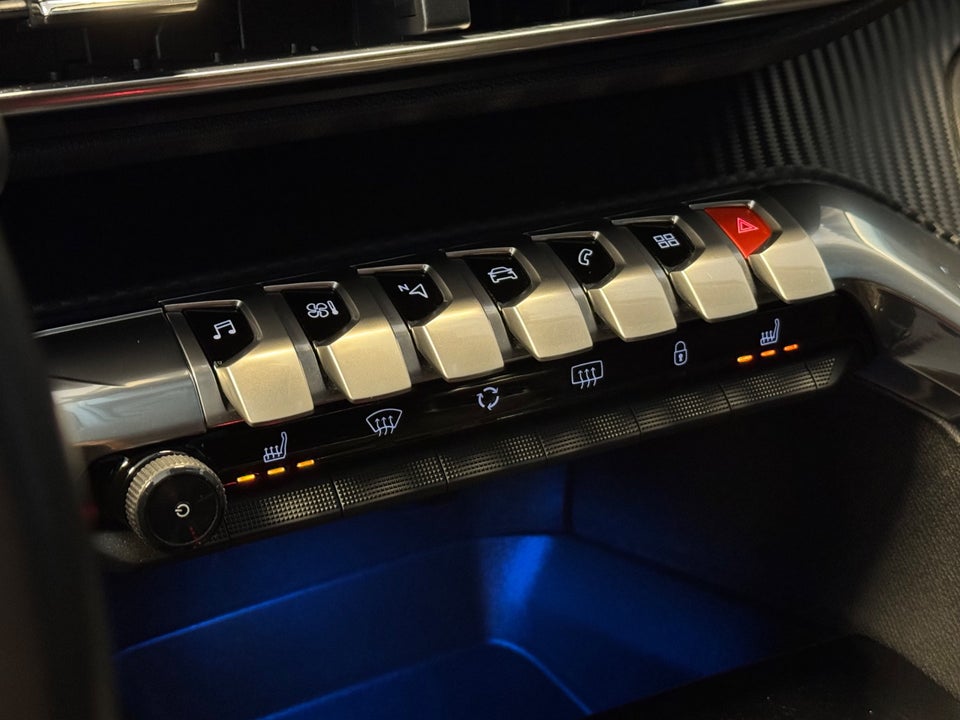 Peugeot 5008 1,6 BlueHDi 120 Allure 7prs 5d