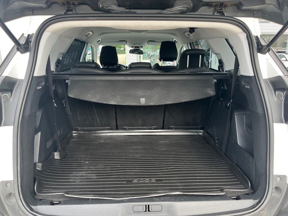 Peugeot 5008 1,2 e-THP 130 Allure EAT6 7prs 5d