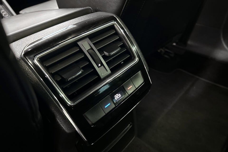 Skoda Superb 1,5 TSi 150 Business Executive Combi DSG 5d