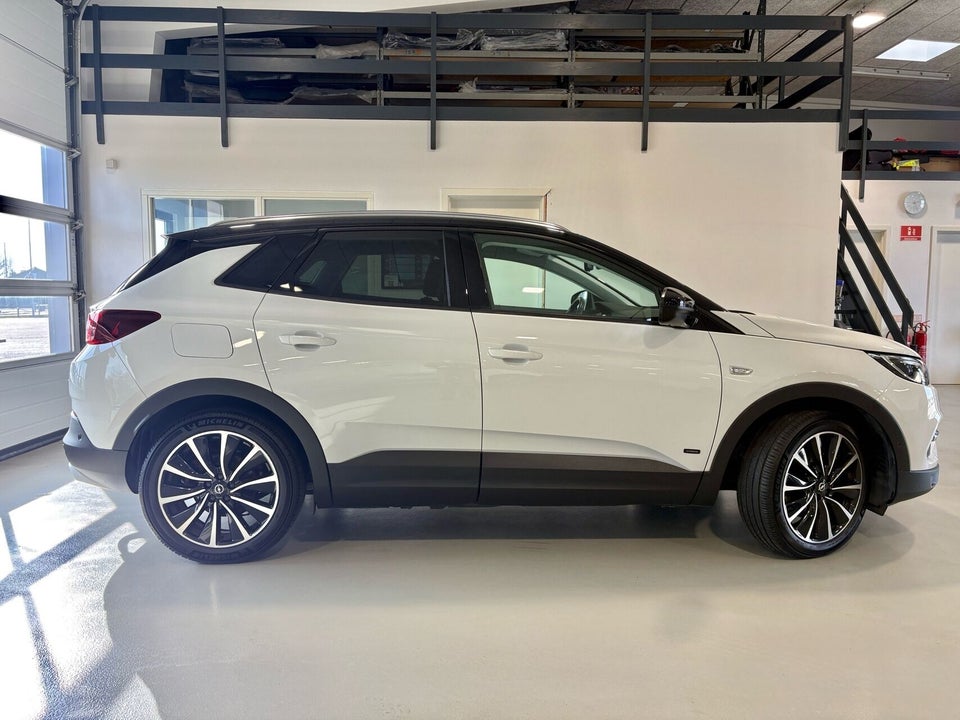 Opel Grandland X 1,6 Hybrid Cosmo Prestige aut. 5d