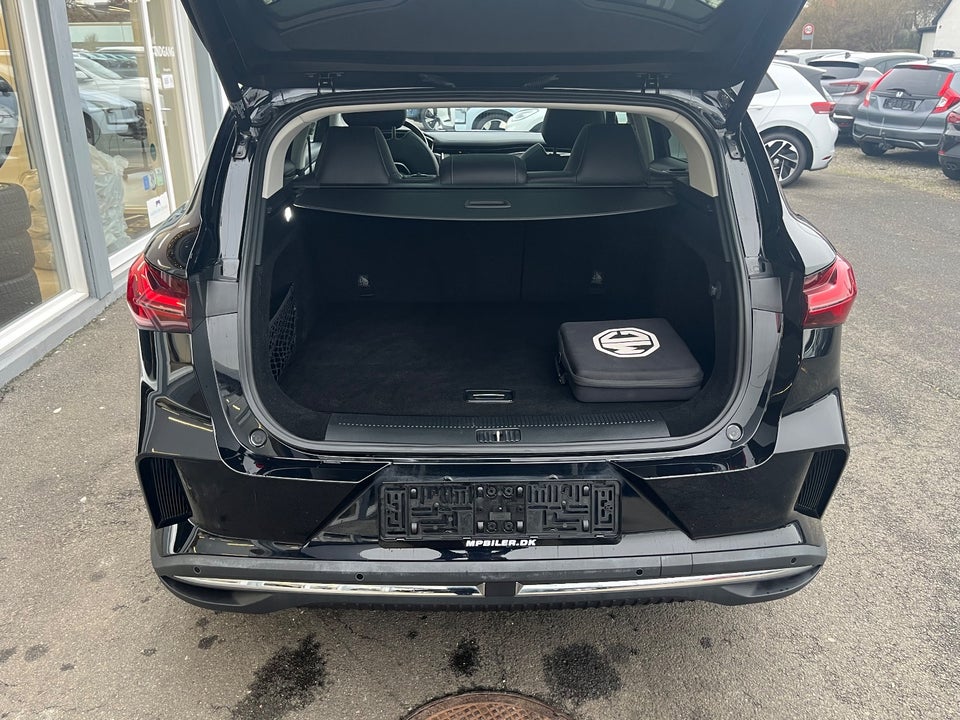 MG Marvel R Luxury 5d