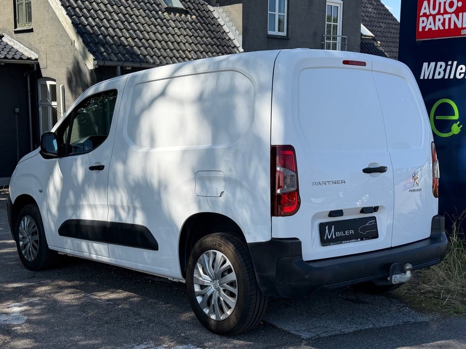 Peugeot Partner 1,5 BlueHDi 130 L1V1 Plus EAT8 Van