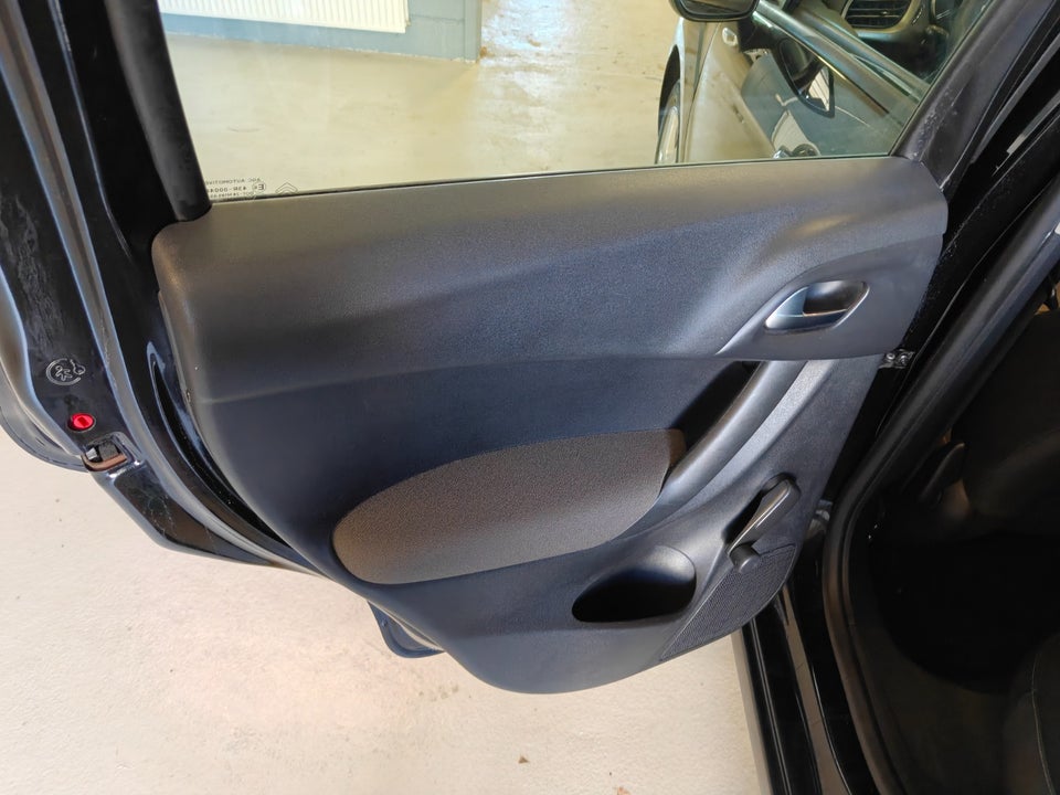 Citroën C3 1,2 PureTech 82 Attraction 5d