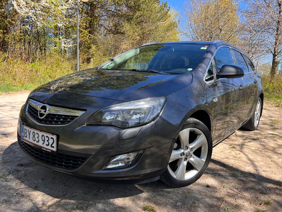 Opel Astra 1,4 T 140 Sport Sports Tourer 5d