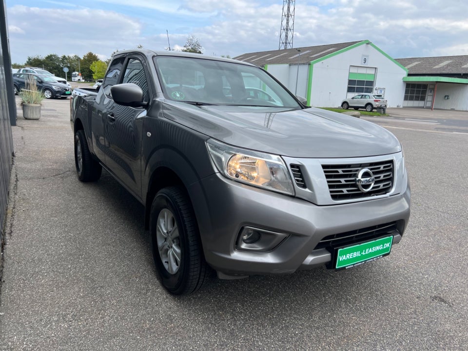 Nissan Navara 2,3 dCi 160 King Cab Acenta 2d