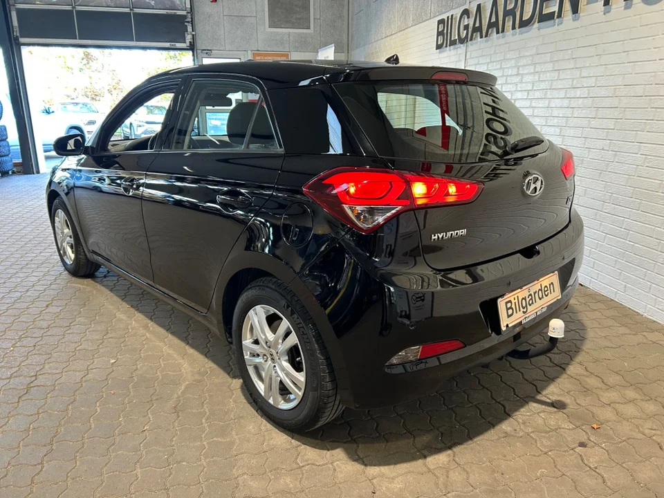 Hyundai i20 1,25 Trend 5d