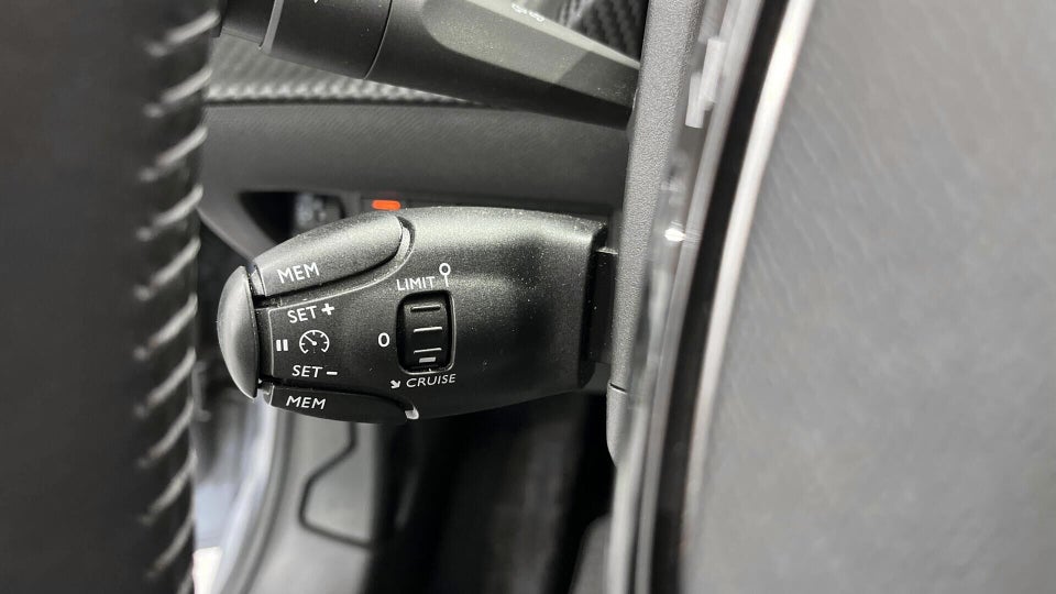 Peugeot e-208 50 Allure Pack 5d