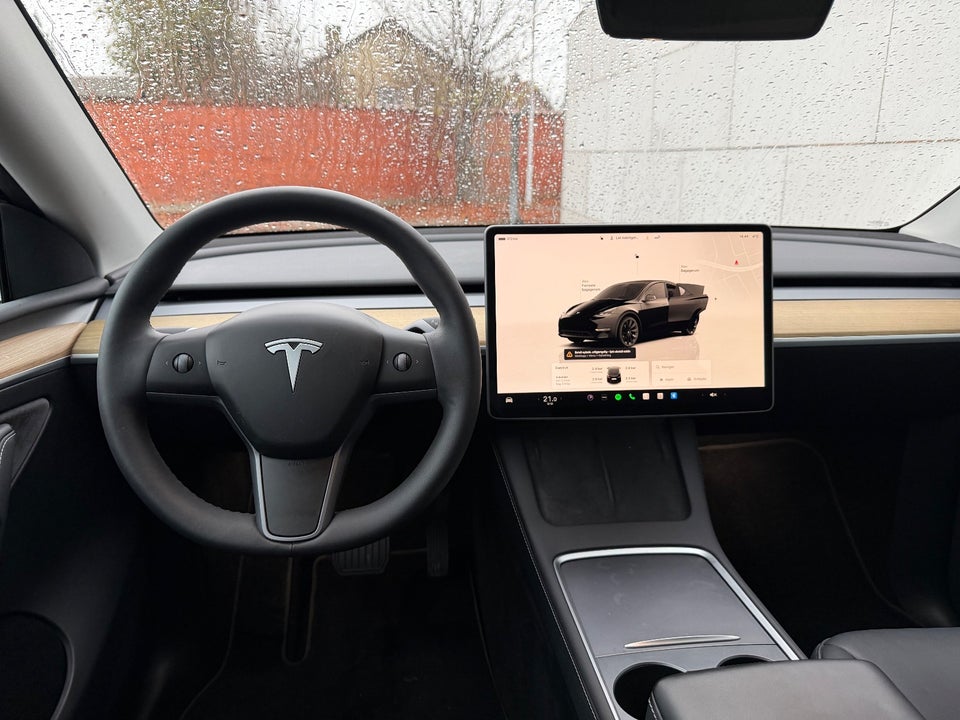 Tesla Model Y RWD 5d