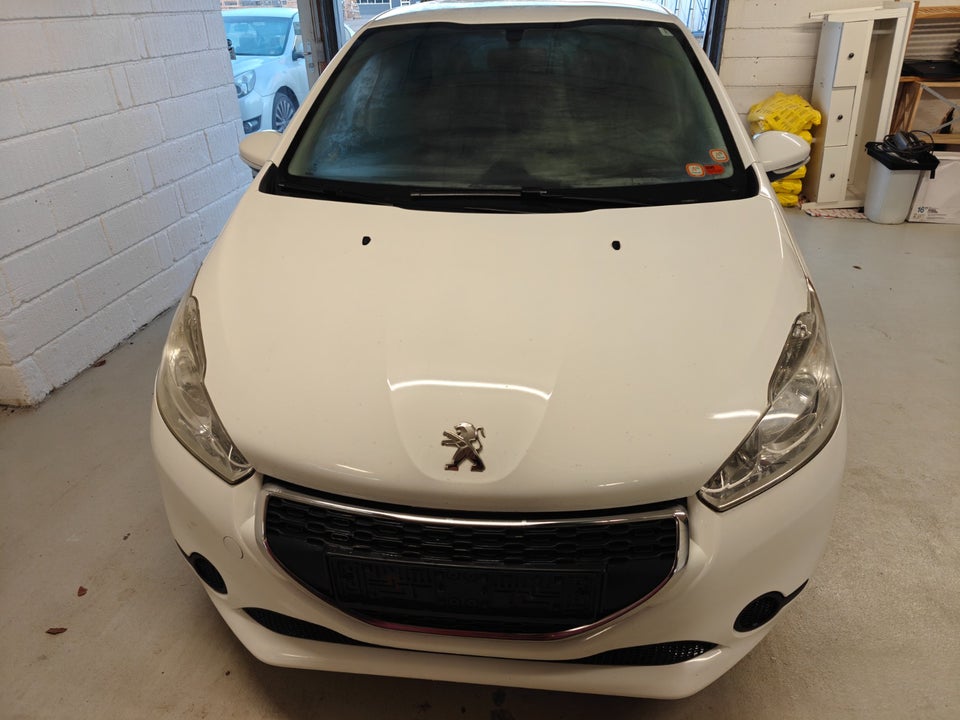Peugeot 208 1,4 HDi 68 Active 5d