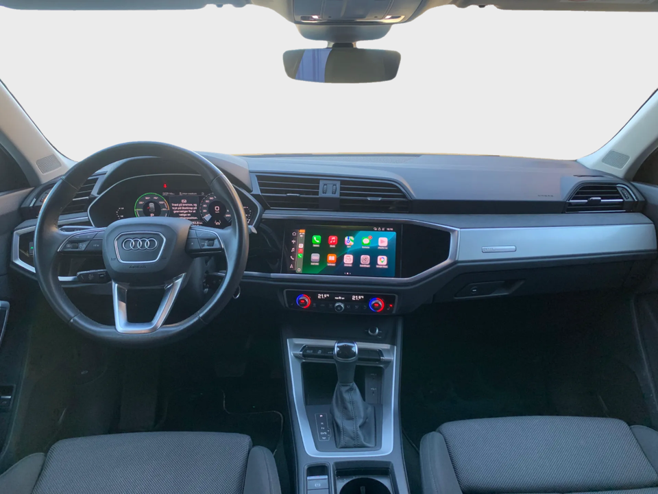 Audi Q3 45 TFSi e Attitude plus S-tr. 5d