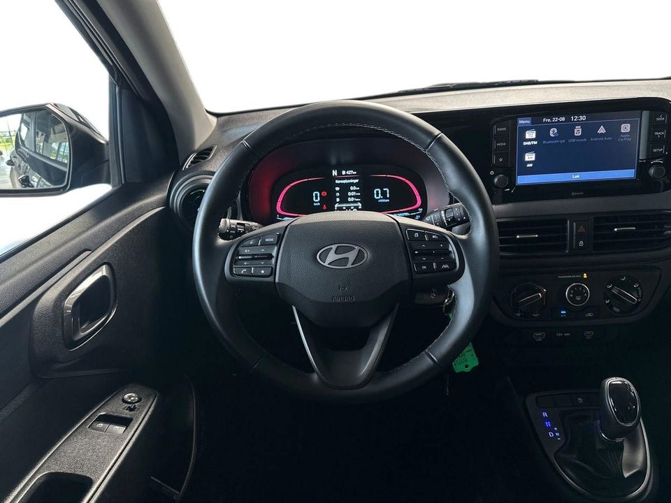 Hyundai i10 1,0 MPi Essential AMT 5d