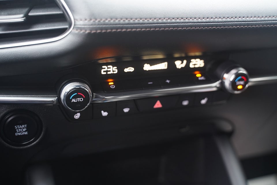 Mazda 3 1,8 SkyActiv-D 116 Sky aut. 5d