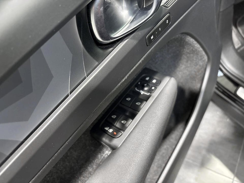 Volvo XC40 1,5 T5 ReCharge Plus Bright aut. 5d