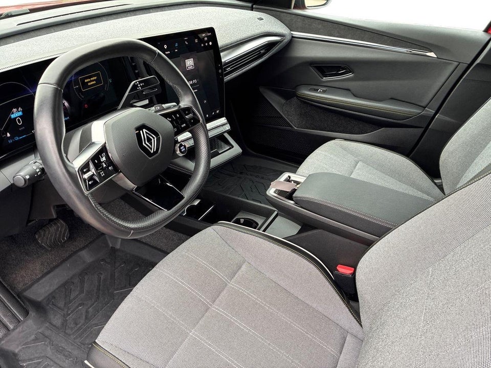 Renault Megane E-Tech 60 Techno 5d